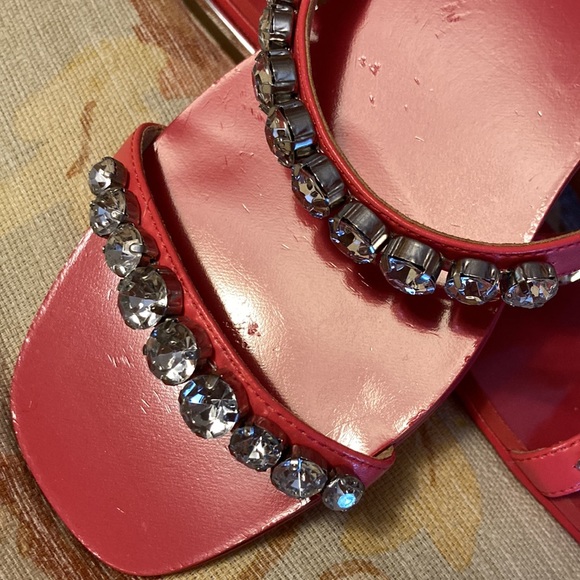 MK Jesse rhinestone studded flat sandal in fuschia. Size 6 1-2. New without tags - Picture 2 of 8